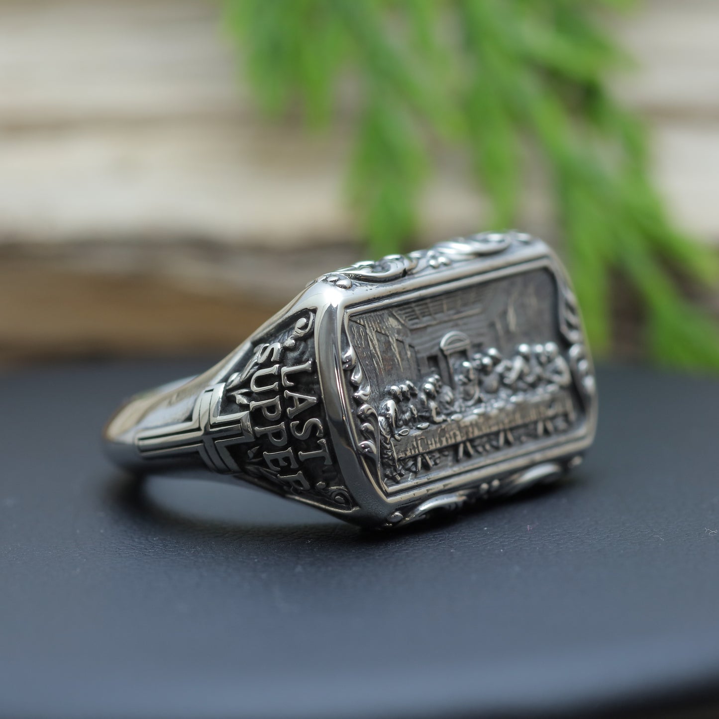 Men's "The Last Supper" Fine Art Signet Ring in Sterling Silver (16.5g)