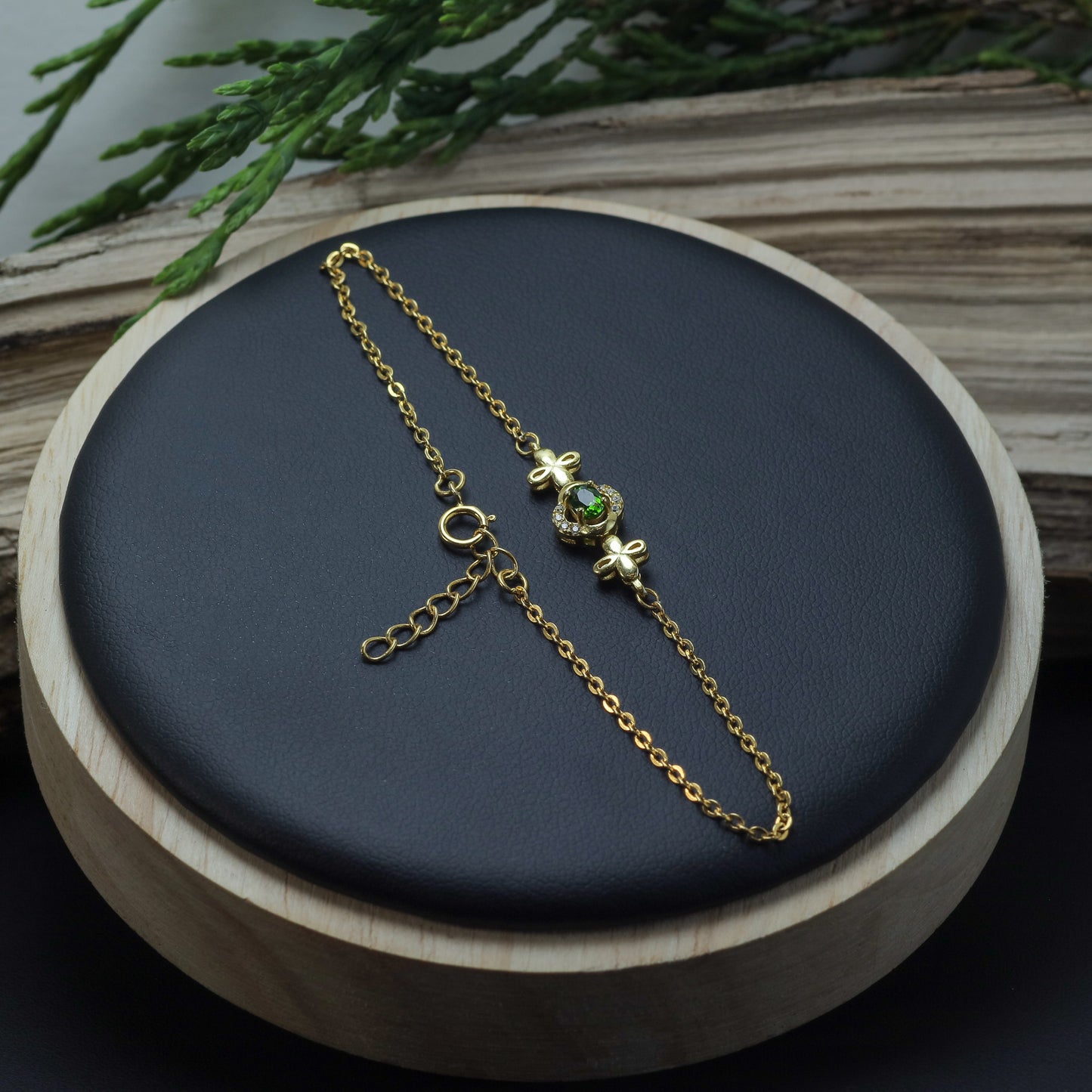 Natural Chrome Diopside Clover Accent Chain Bracelet