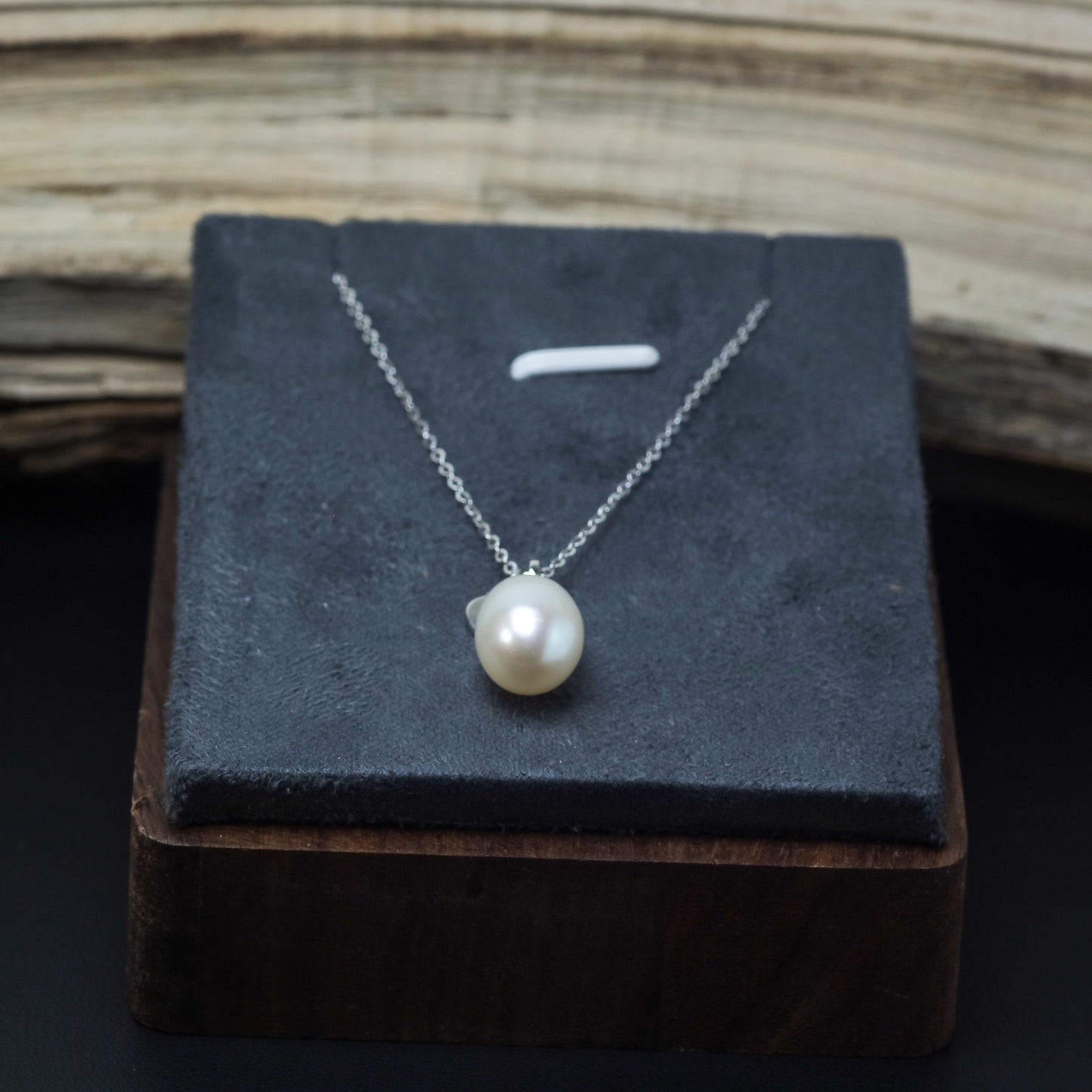 Natural Cultured Pearl Minimalist Pendant Necklace