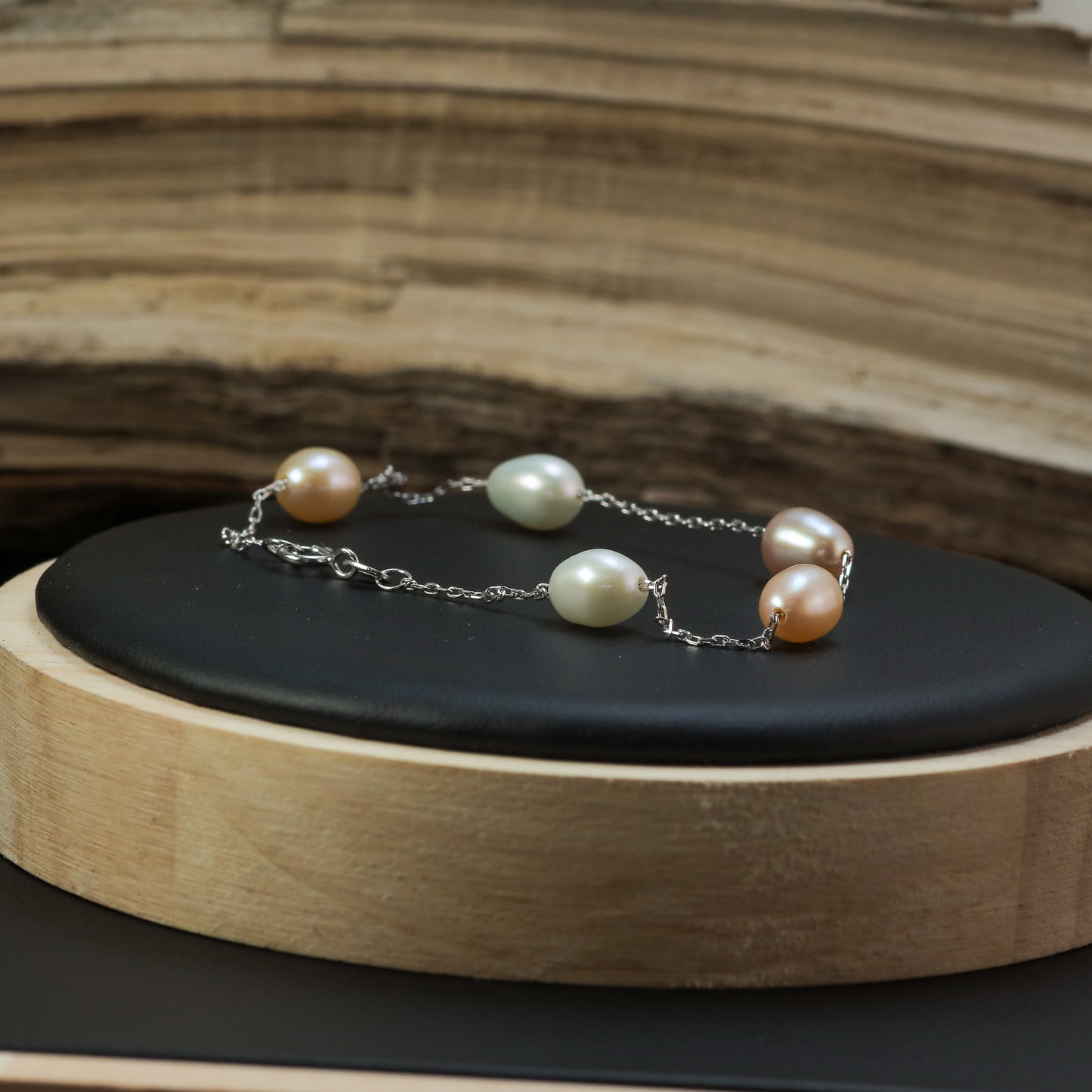 Multi-Tone Natural Cultured Pearl Station Bracelet