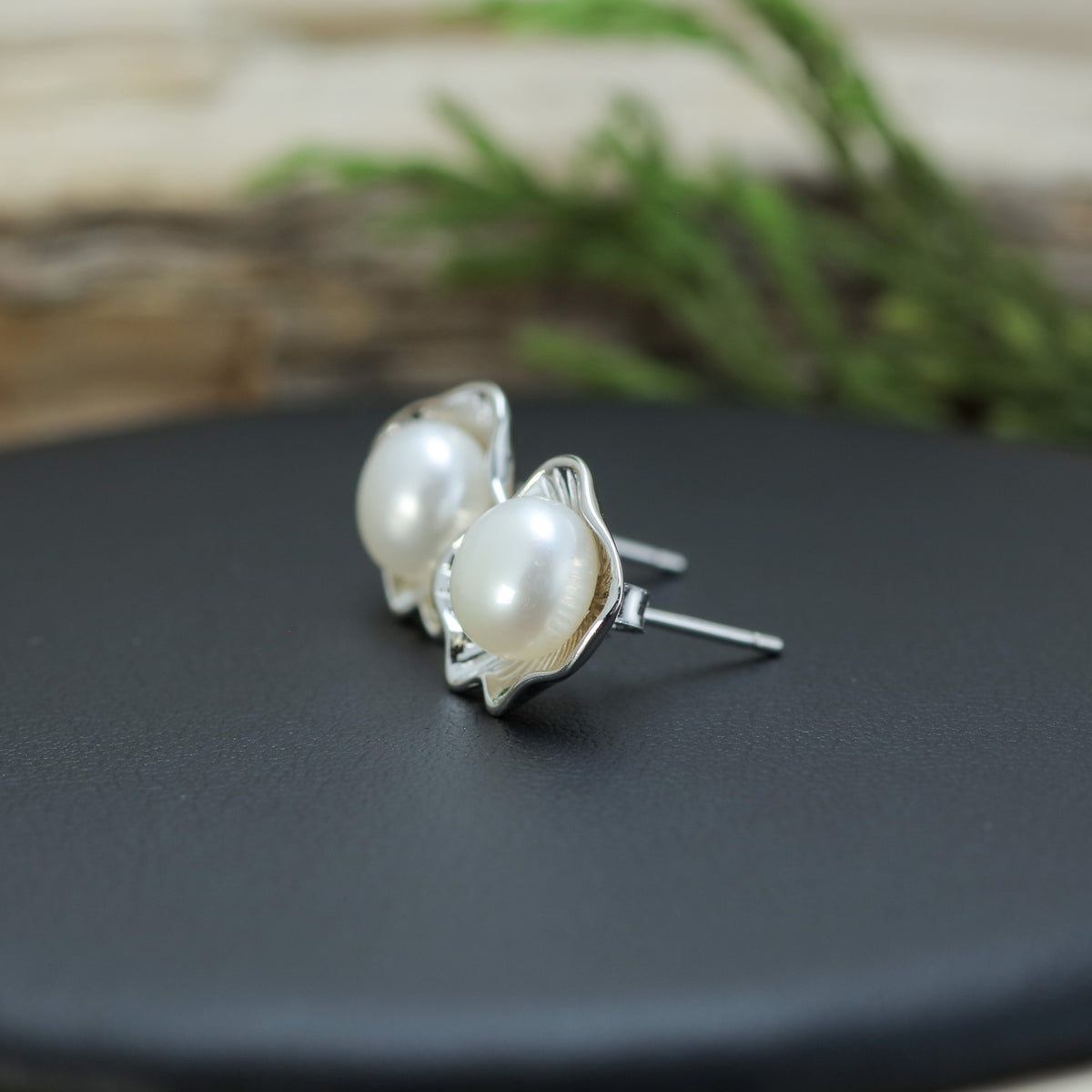 Natural Cultured Pearl Oyster Shell Stud Earrings