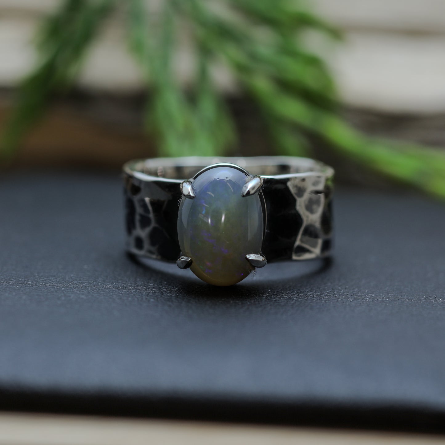 Hand-Cut 2.87 ct Lightning Ridge Crystal Opal Structured Ring
