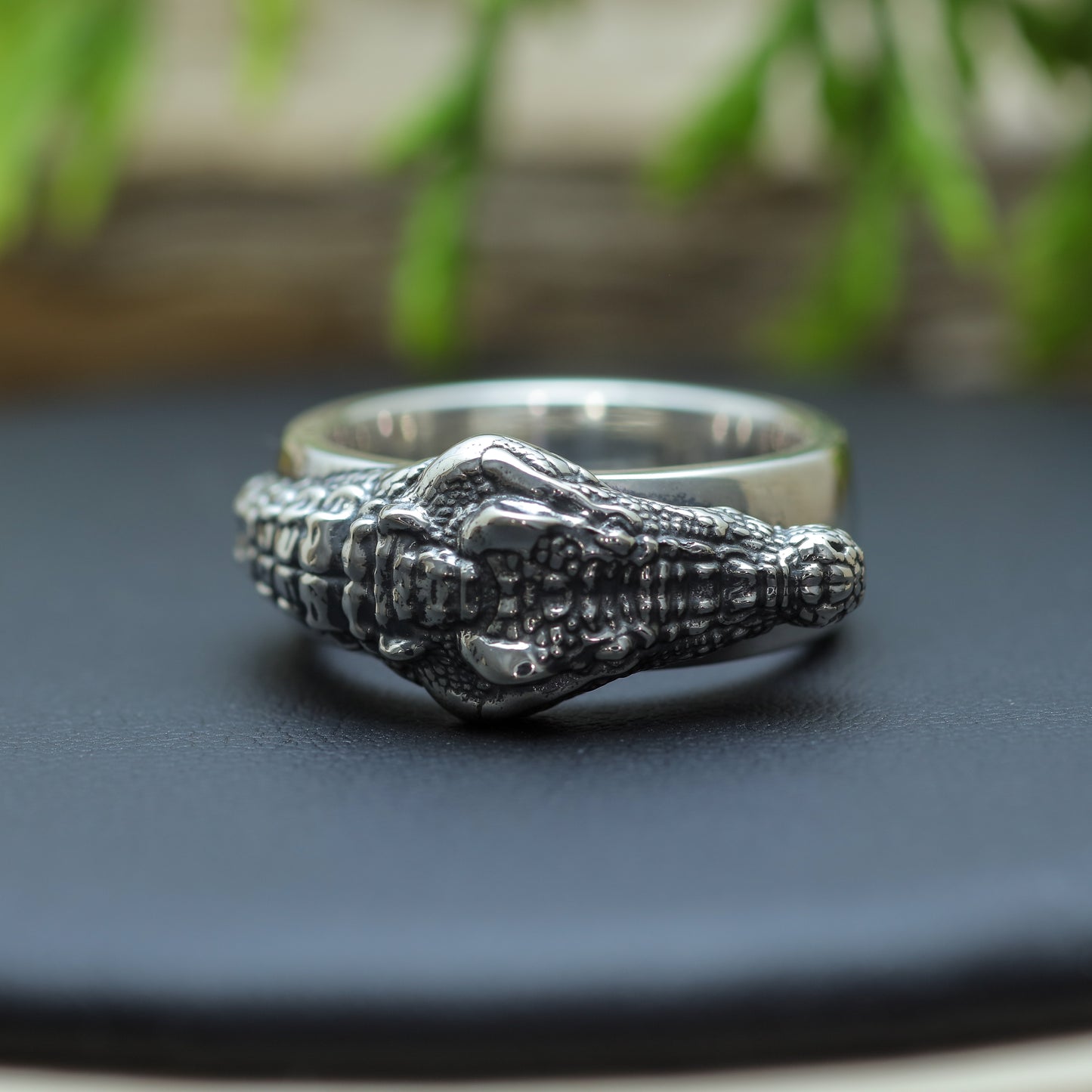 Unisex "Sobek" Sculpted Crocodile Ring (12.5g)