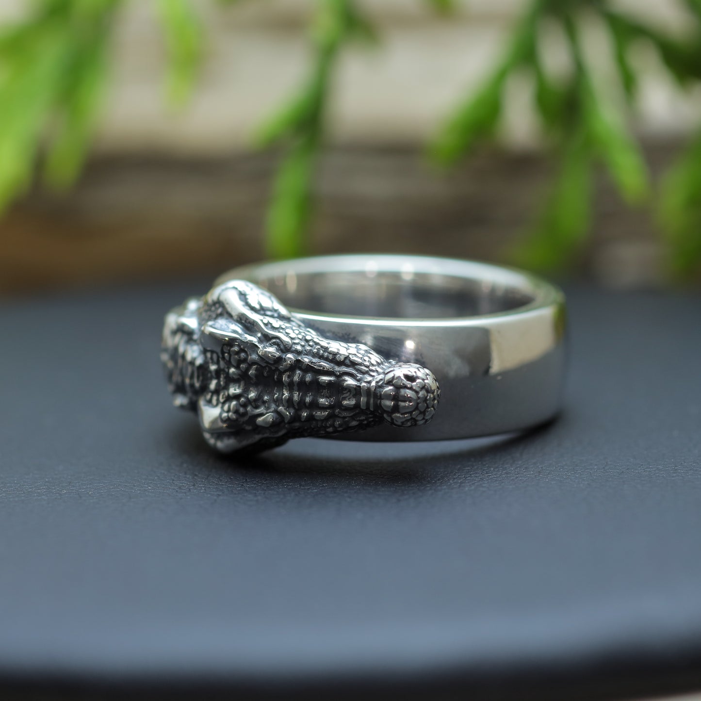 Unisex "Sobek" Sculpted Crocodile Ring (12.5g)