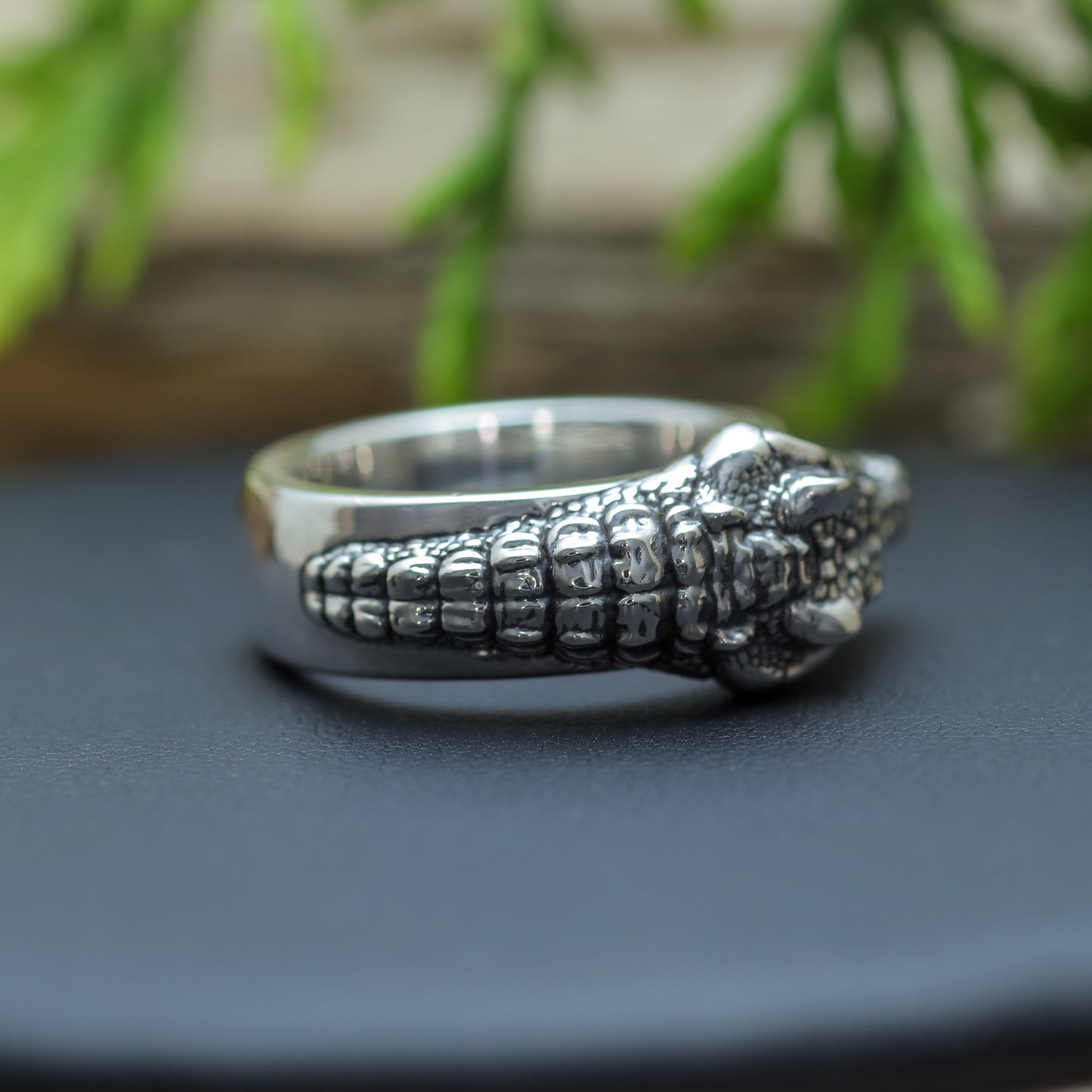 Unisex "Sobek" Sculpted Crocodile Ring (12.5g)