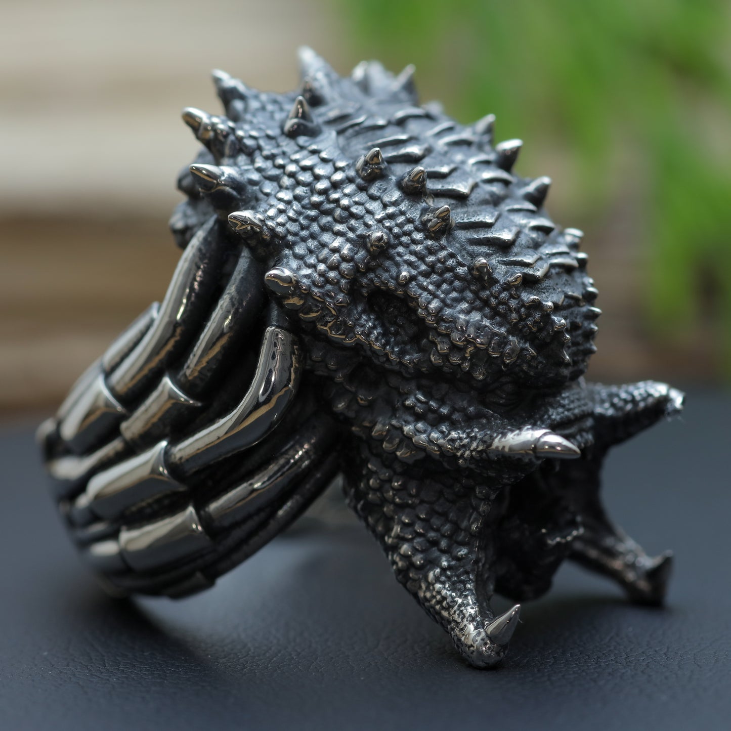 Predator Heavy Signet Ring in Sterling Silver (34g)