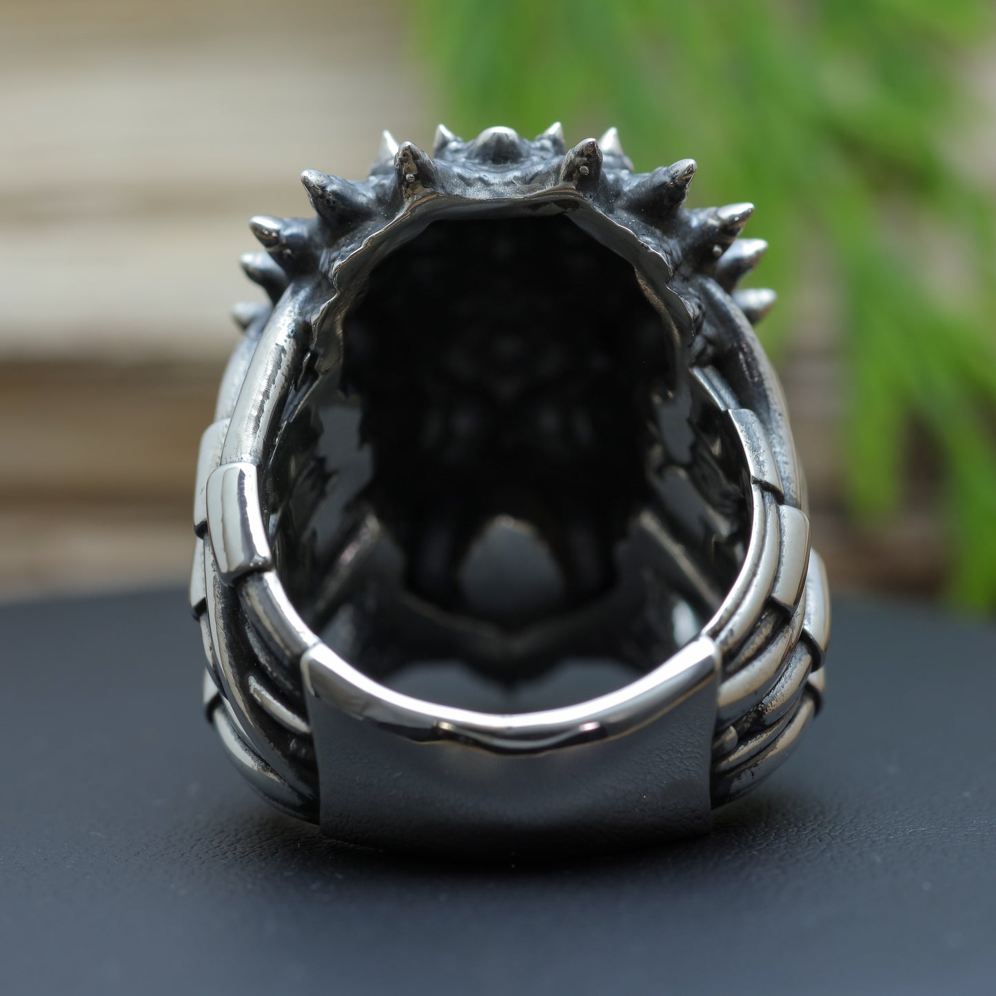 Predator Heavy Signet Ring in Sterling Silver (34g)