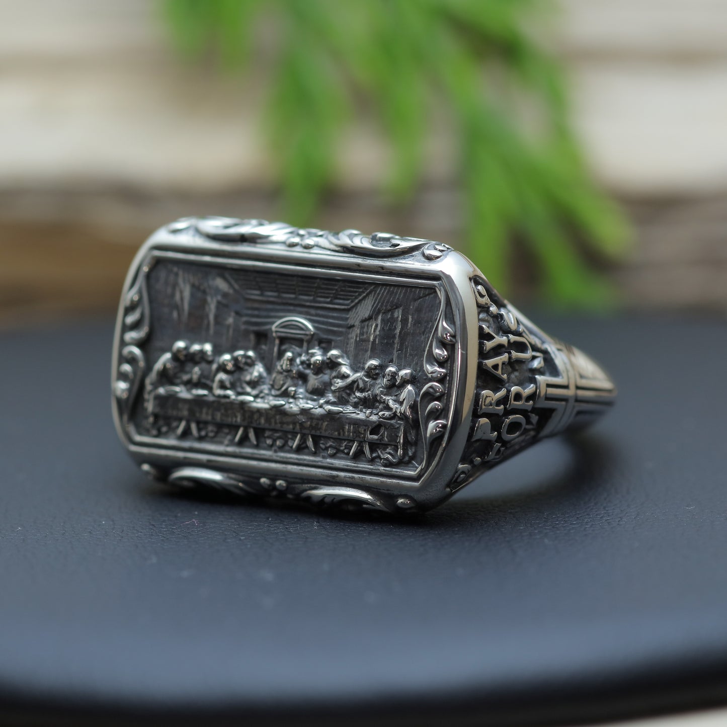 Men's "The Last Supper" Fine Art Signet Ring in Sterling Silver (16.5g)