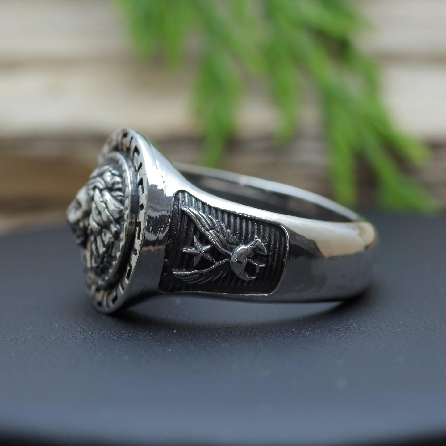 Men's "Imperium Lion & Eagle" Sovereign Signet Ring (14.7g)