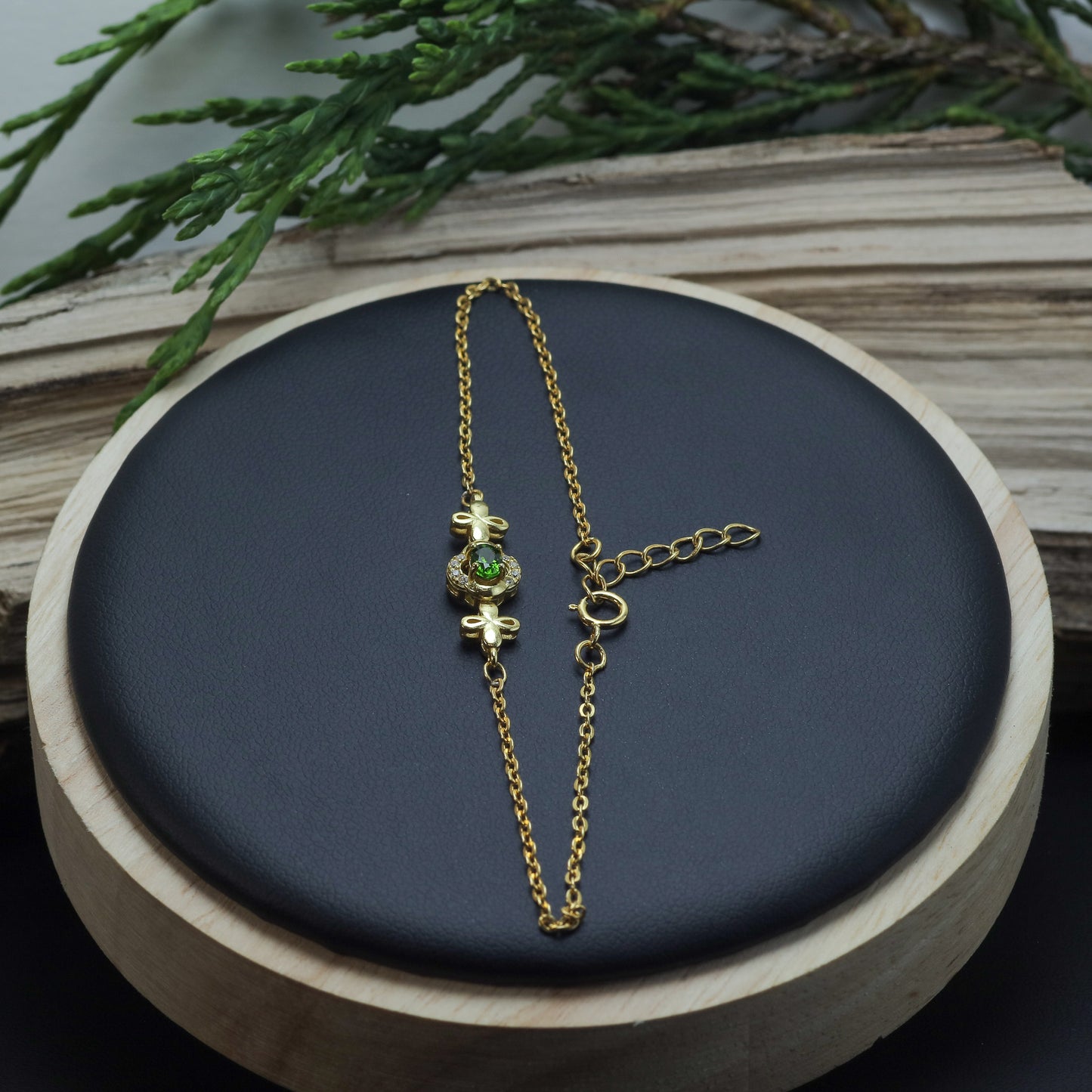 Natural Chrome Diopside Clover Accent Chain Bracelet
