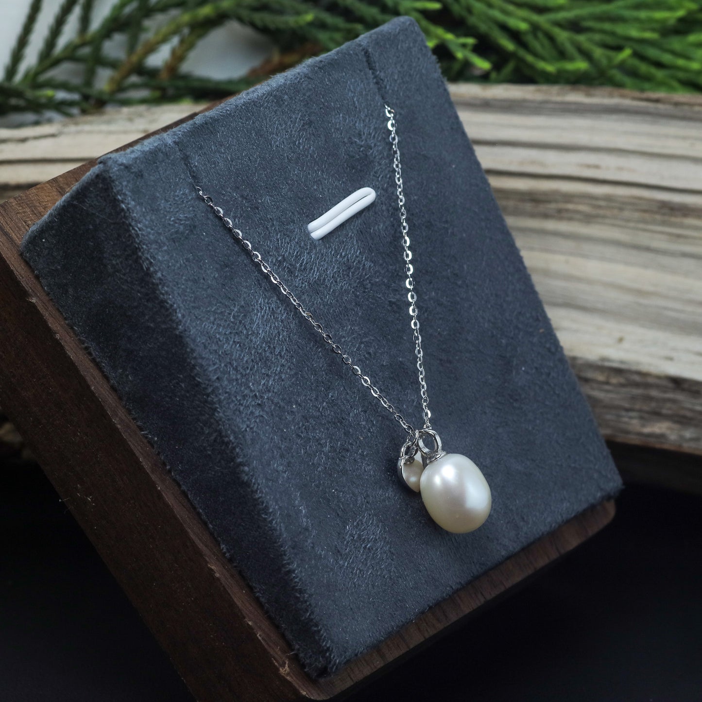 Natural Cultured Pearl Minimalist Pendant Necklace