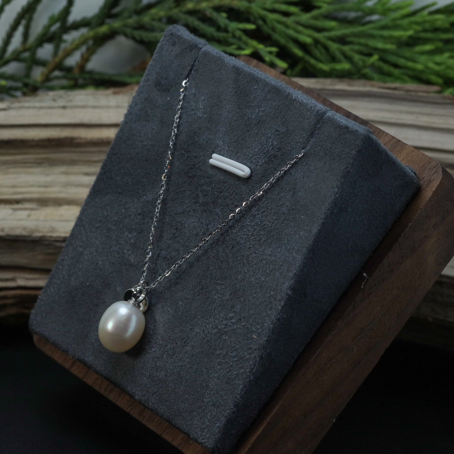 Natural Cultured Pearl Minimalist Pendant Necklace