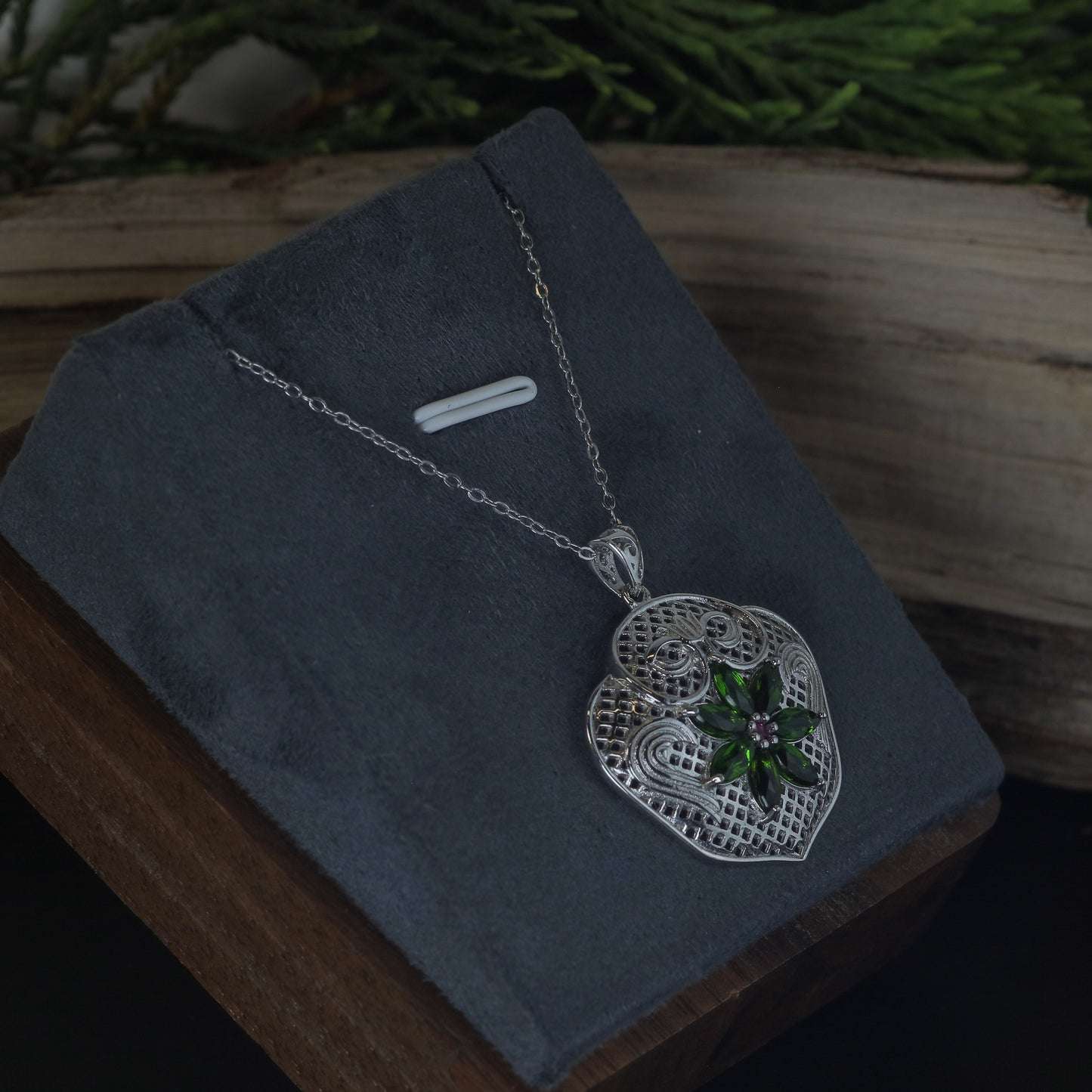 Natural Chrome Diopside and Cubic Zirconia Filigree Heart Pendant Necklace