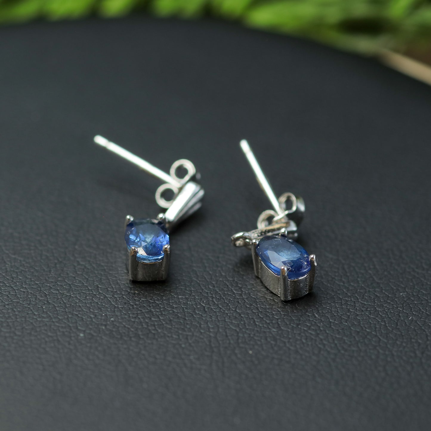 Natural Sapphire Art Deco-Inspired Dangle Earrings