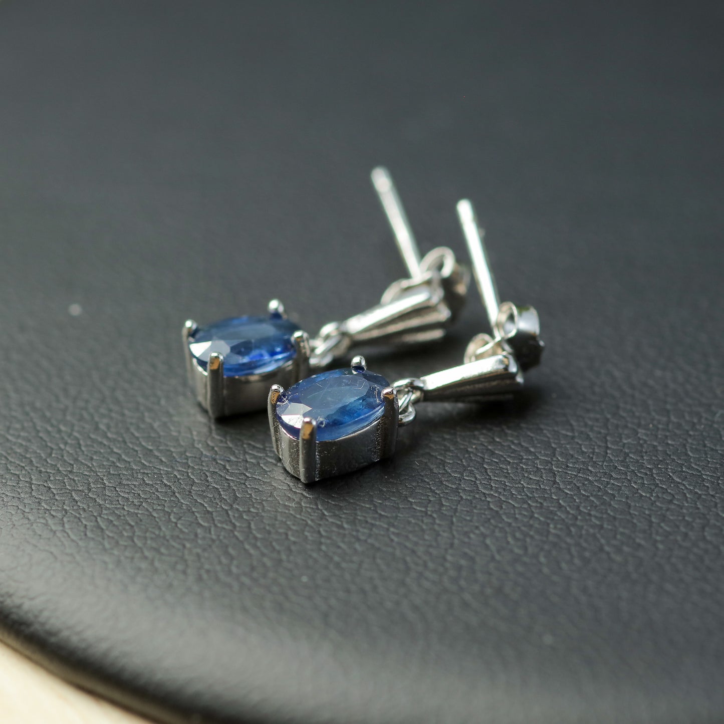 Natural Sapphire Art Deco-Inspired Dangle Earrings