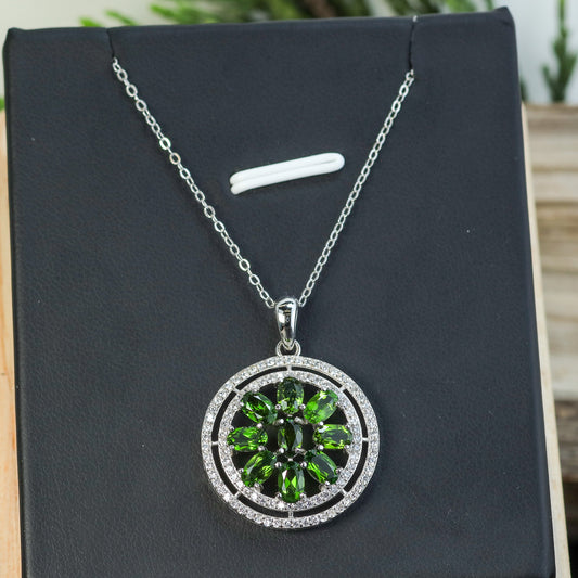 Natural Chrome Diopside Circular Rosette Pendant Necklace