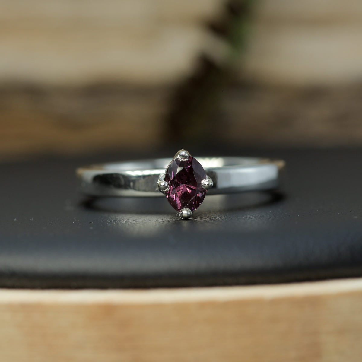 Studio-Cut Fantasy Oval Pinkish-Purple Spinel Silver Ring | Untreated / Certified Gemstone.
