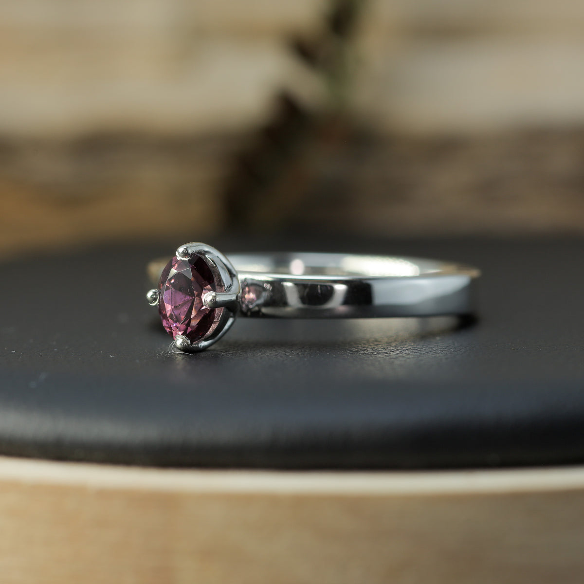 Studio-Cut Fantasy Oval Pinkish-Purple Spinel Silver Ring | Untreated / Certified Gemstone.
