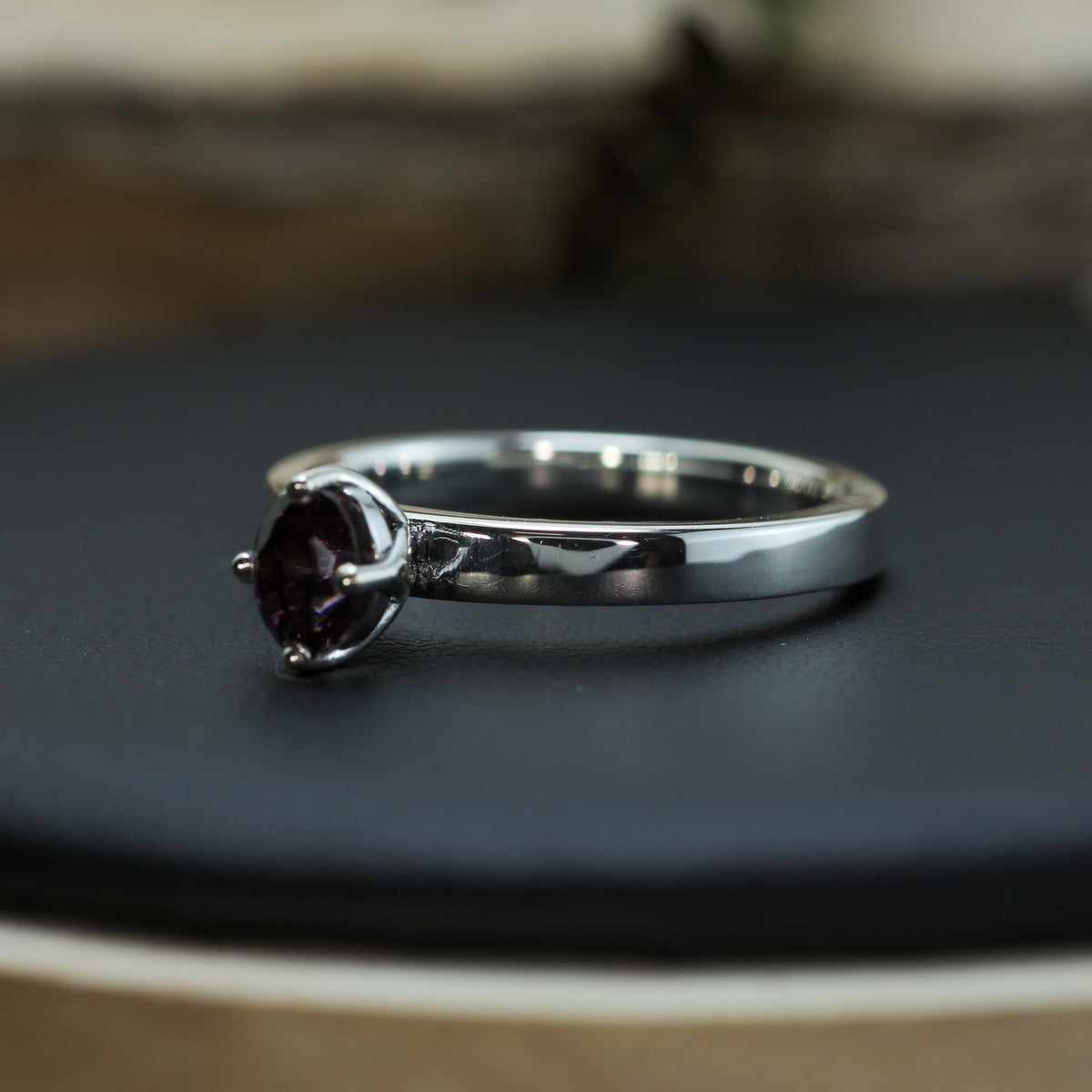 Studio-Cut Fantasy Oval Pinkish-Purple Spinel Silver Ring | Untreated / Certified Gemstone.