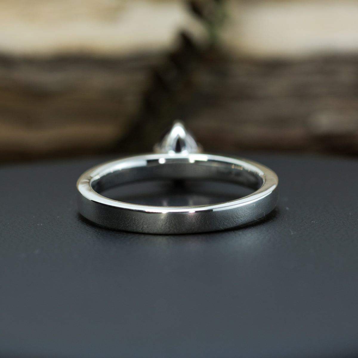 Studio-Cut Fantasy Oval Pinkish-Purple Spinel Silver Ring | Untreated / Certified Gemstone.