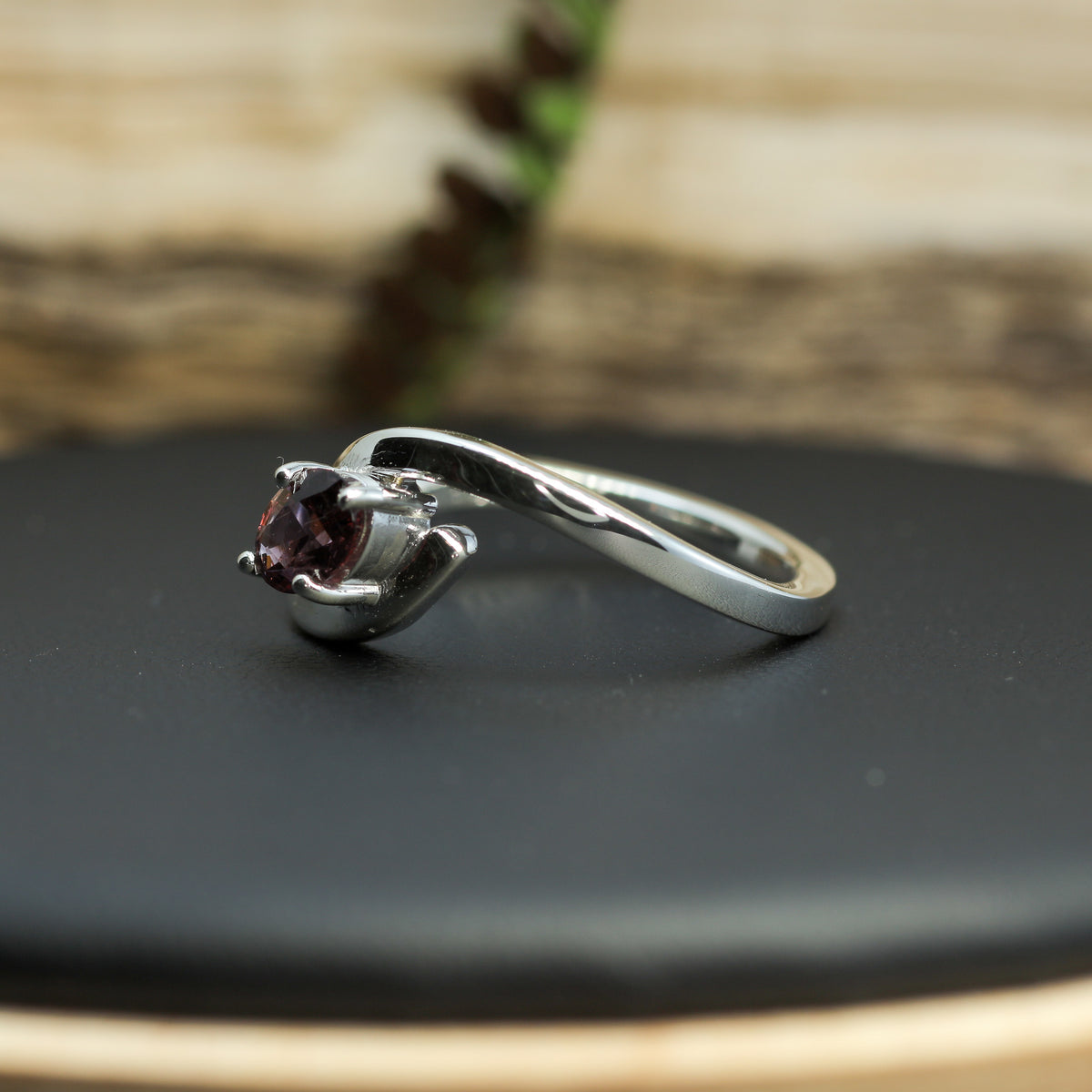 Oval Purplish-Pink Spinel Bypass Tulip Ring. Untreated / Certified Gemstone.