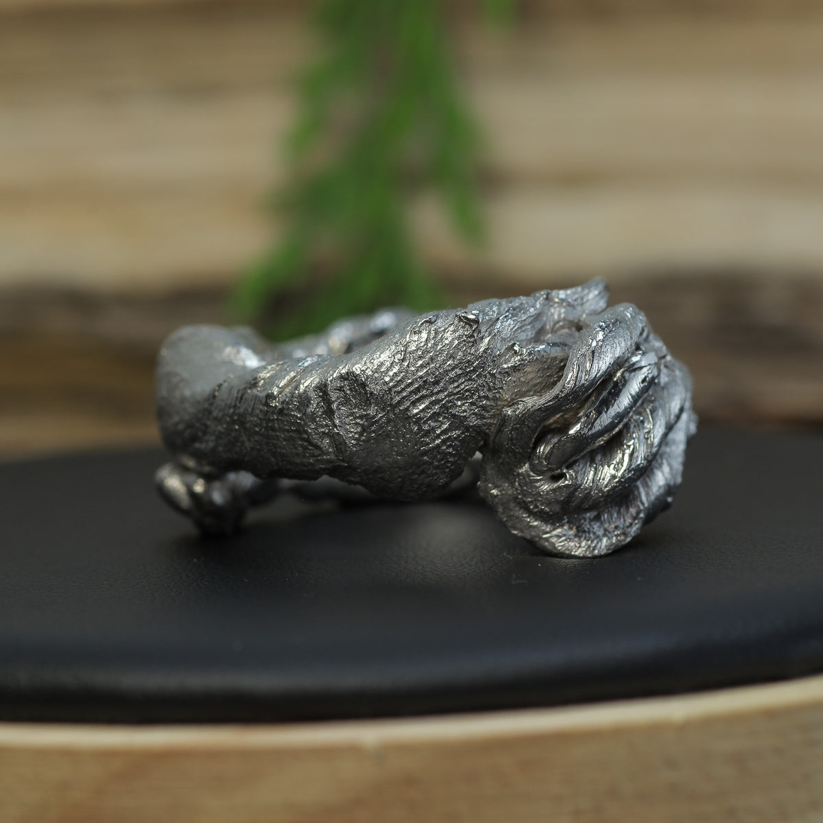 "Hikeme" Sculptural Solid 925 Silver Ring (38g)