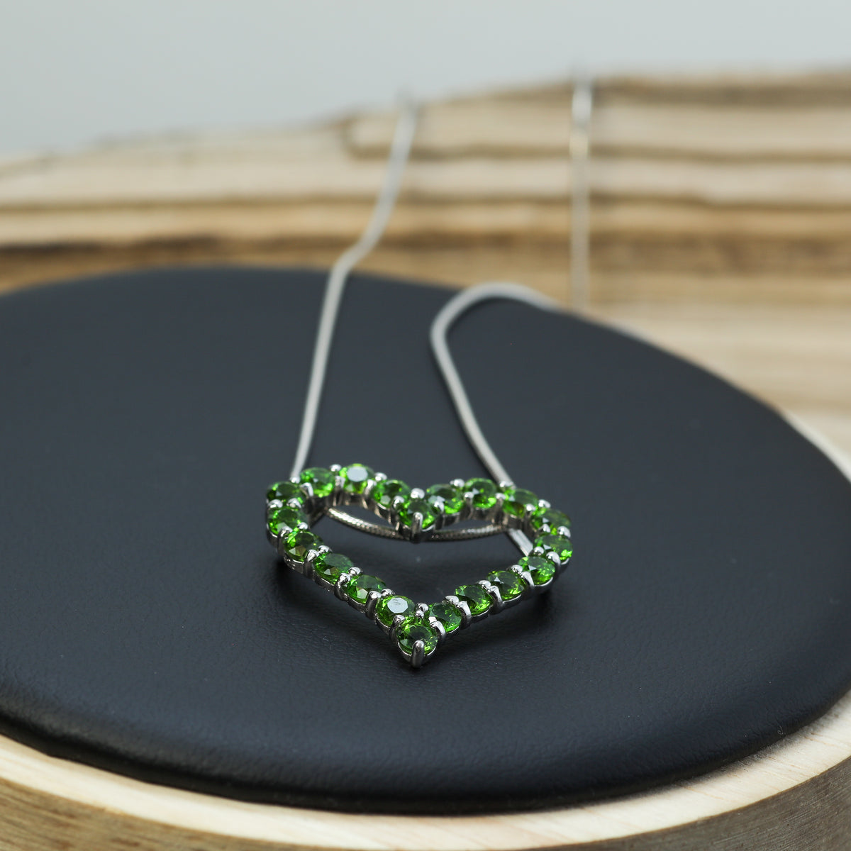 Natural Chrome Diopside Heart Pendant Necklace in 925 Silver (20")