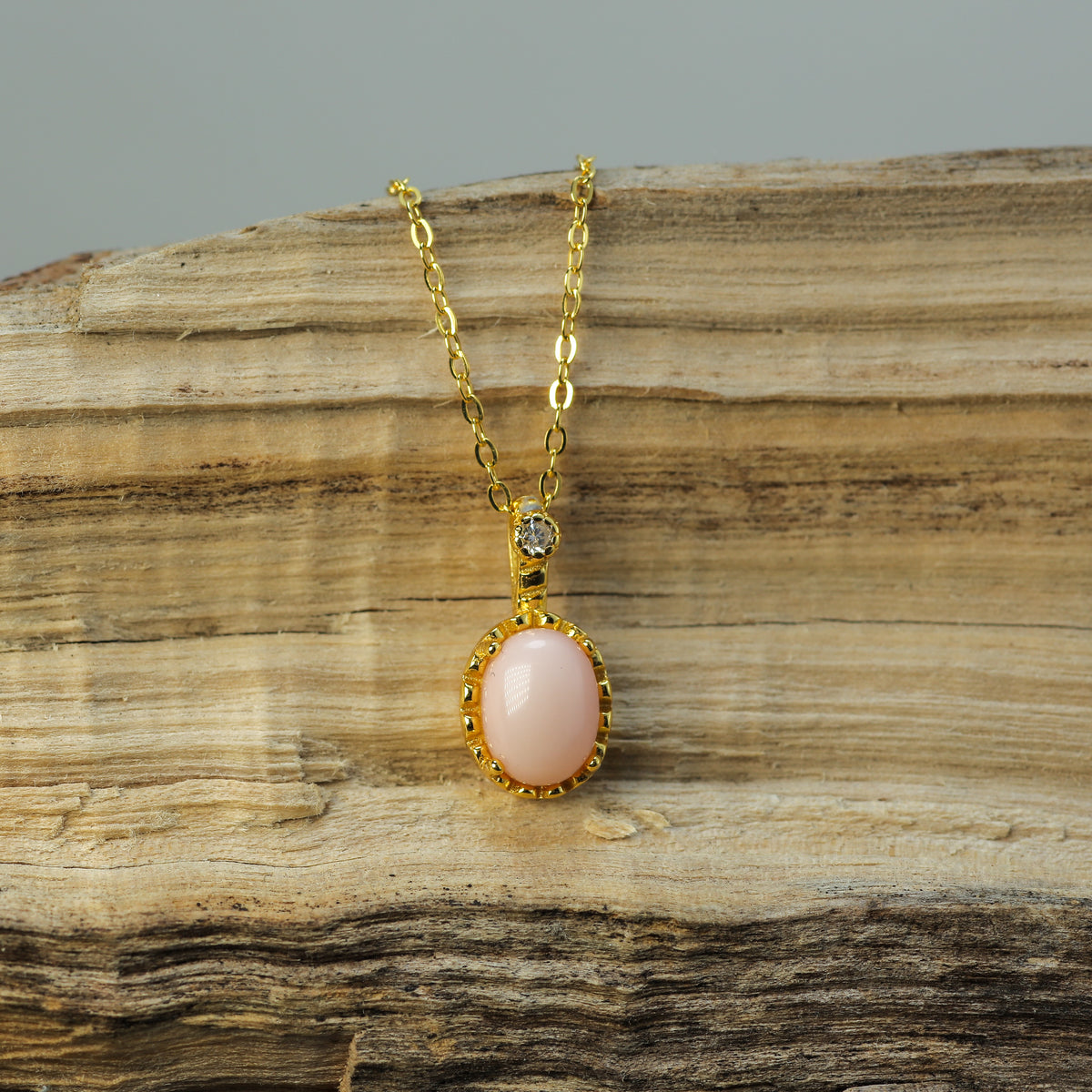 Oval Natural Pink Opal Solitaire Pendant Necklace in Gold-Plated 925 Silver